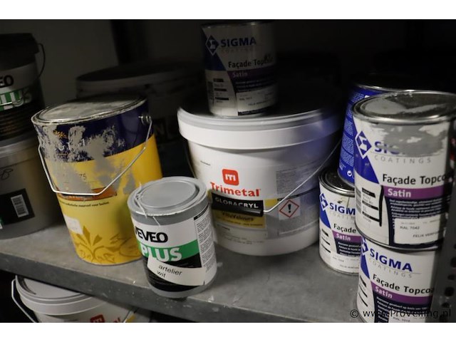 Partij verf bestaande uit o.a. ppg façade topcoat gevelverf matt, sikkens alphatex sf, primer, diepgrond, perfax wandlijm, wijzonol gevelcoat & caparo muresko buitenmuurverf - afbeelding 5 van  16