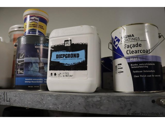 Partij verf bestaande uit o.a. ppg façade topcoat gevelverf matt, sikkens alphatex sf, primer, diepgrond, perfax wandlijm, wijzonol gevelcoat & caparo muresko buitenmuurverf - afbeelding 11 van  16
