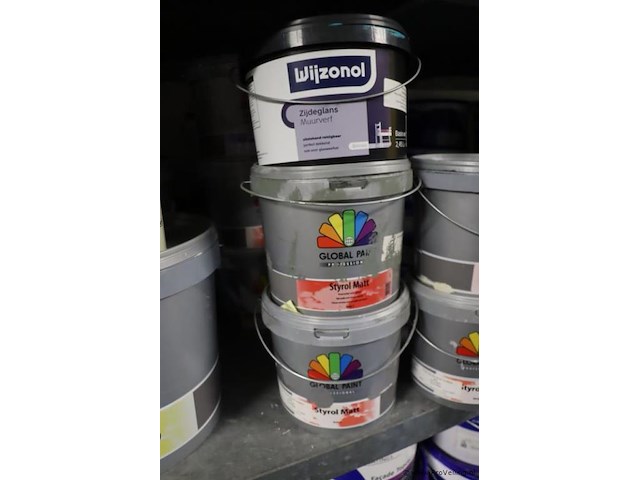 Partij verf bestaande uit o.a. ppg façade topcoat gevelverf matt, sikkens alphatex sf, primer, diepgrond, perfax wandlijm, wijzonol gevelcoat & caparo muresko buitenmuurverf - afbeelding 15 van  16