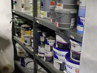 Partij verf bestaande uit o.a. ppg façade topcoat gevelverf matt, sikkens alphatex sf, primer, diepgrond, perfax wandlijm, wijzonol gevelcoat & caparo muresko buitenmuurverf