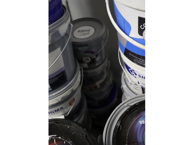 Partij verf bestaande uit o.a. sigma facade topcoat matt, stigmatex superlatex matt & sigmatin dgl - afbeelding 9 van  11