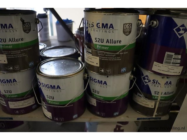 Partij verf bestaande uit o.a. sigma primer, ppg s2u grondverf allure, veveo rain guard, urethan primer 4s & sikkens rubbol primer - afbeelding 9 van  24