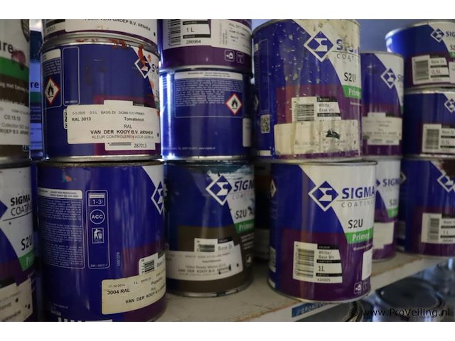 Partij verf bestaande uit o.a. sigma primer, ppg s2u grondverf allure, veveo rain guard, urethan primer 4s & sikkens rubbol primer - afbeelding 24 van  24