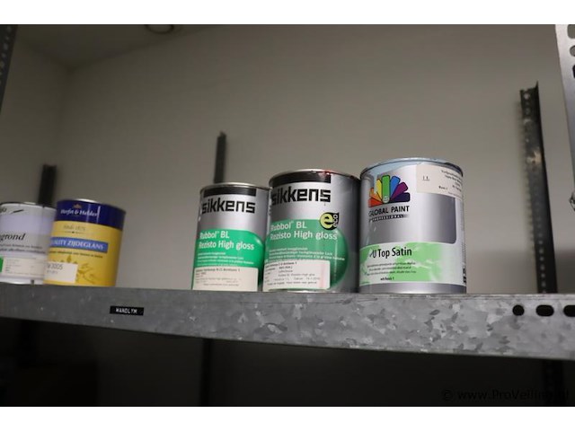 Partij verf bestaande uit o.a. sigma s2u nova grondverf, sikkens bl rezisto primer, veveo aqua titani zijdeglans, wijzonol wijzo chips-coll & global paint pu top satin - afbeelding 3 van  16