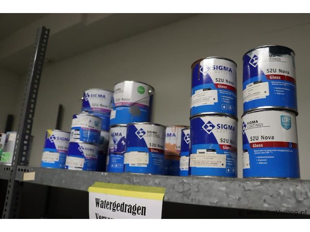 Partij verf bestaande uit o.a. sigma s2u nova grondverf, sikkens bl rezisto primer, veveo aqua titani zijdeglans, wijzonol wijzo chips-coll & global paint pu top satin - afbeelding 12 van  16
