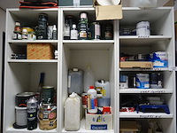 Partij verf en behandelingsmaterialen - afbeelding 5 van  5