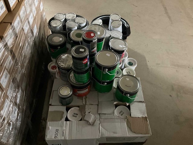 Partij verf en beits - afbeelding 4 van  4