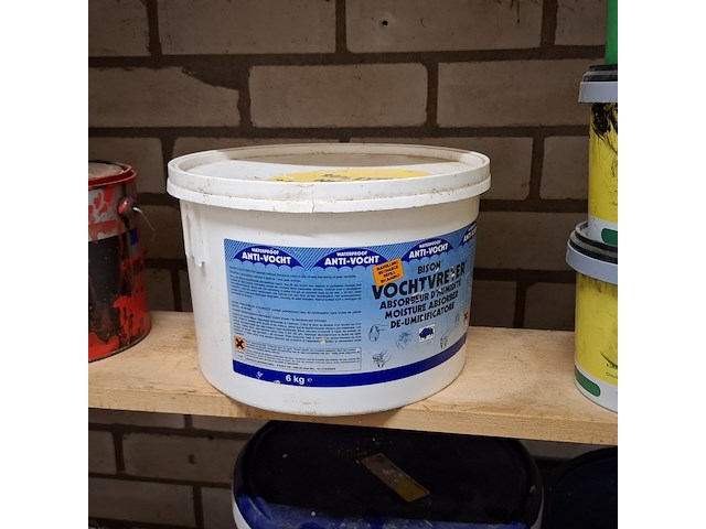 Partij verf en diverse vloeistoffen - afbeelding 4 van  11