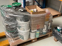 Partij verf en kit - afbeelding 2 van  4