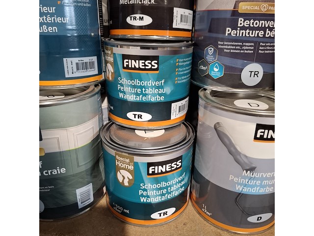 Partij verf en non paint - afbeelding 22 van  25