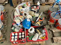 Partij verf , pur , lijm & kit - afbeelding 2 van  7