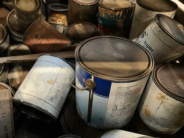 Partij verf - afbeelding 3 van  11