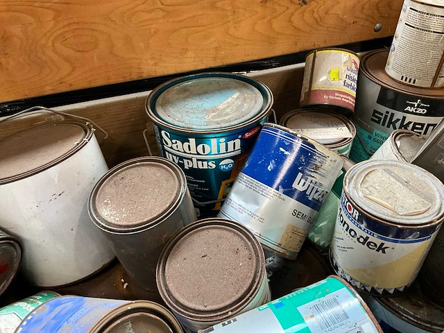 Partij verf - afbeelding 8 van  11