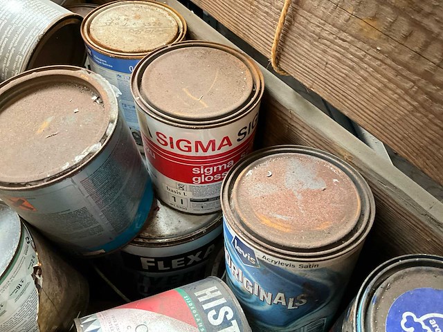 Partij verf - afbeelding 9 van  11