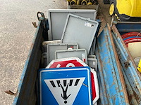 Partij verkeersborden - afbeelding 3 van  5