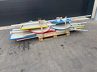 Partij verkeersborden - afbeelding 1 van  1