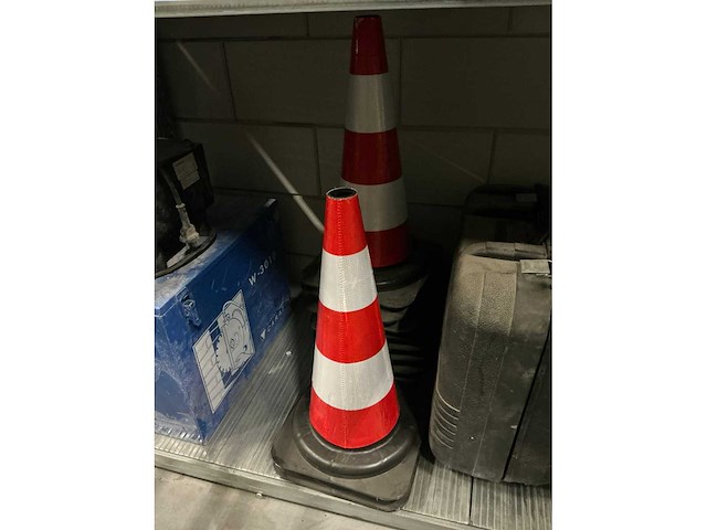 Partij verkeerskegels (10x) - afbeelding 2 van  2