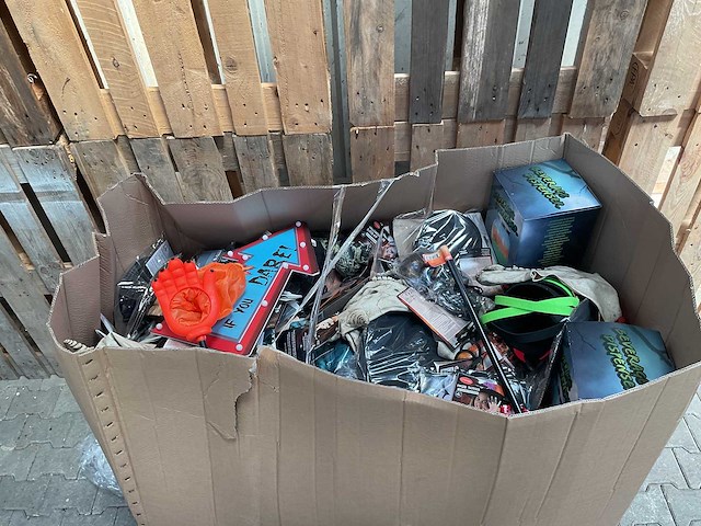 Partij verkleedkleding - afbeelding 1 van  2