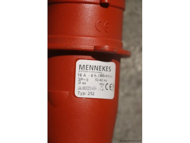 Partij verlengkabels o.a. mennekes type 252 - 16a - afbeelding 8 van  8