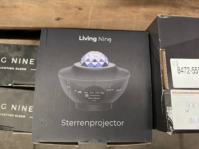 Partij verlichting (ca. 9x) w.o. sterrenprojectors living nine - afbeelding 4 van  5