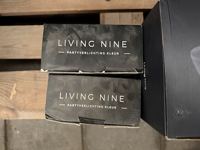 Partij verlichting (ca. 9x) w.o. sterrenprojectors living nine - afbeelding 5 van  5