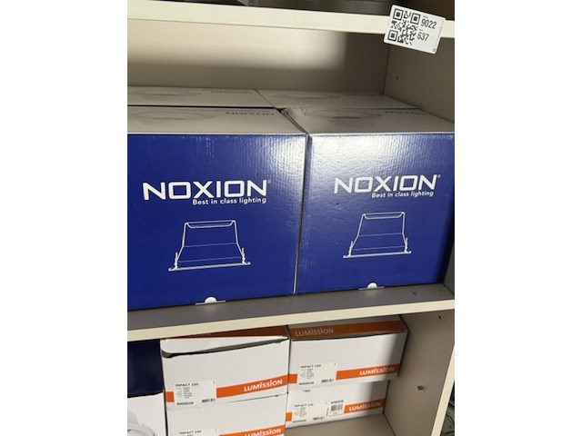 Partij verlichting en bekabeling o.a noxion - afbeelding 5 van  9