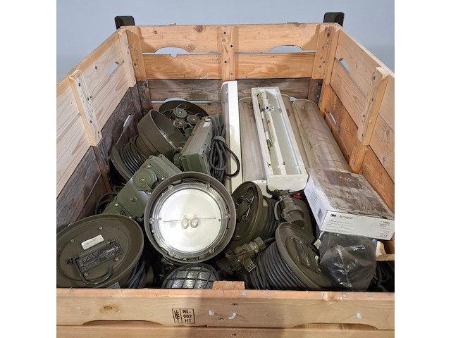 Partij verlichting en elektrisch gereedschap, bosch - afbeelding 2 van  7