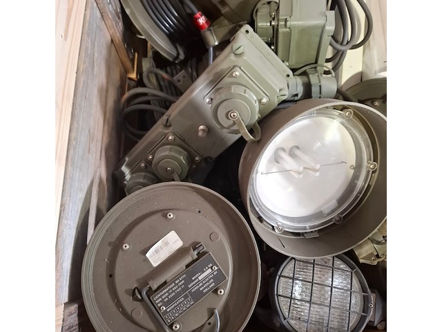Partij verlichting en elektrisch gereedschap, bosch - afbeelding 6 van  7