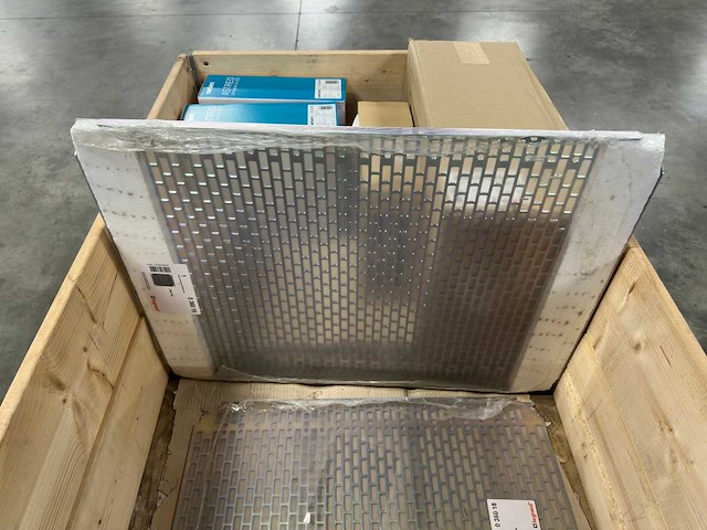 Partij verlichting & overige onderdelen voor schakelkasten - afbeelding 2 van  11