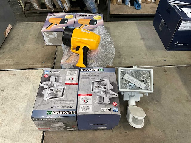 Partij verlichting - afbeelding 1 van  5