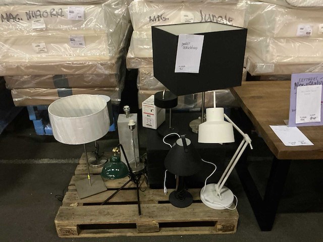 Partij verlichting - afbeelding 1 van  6