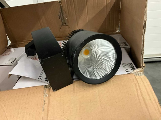 Partij verlichting - afbeelding 7 van  14