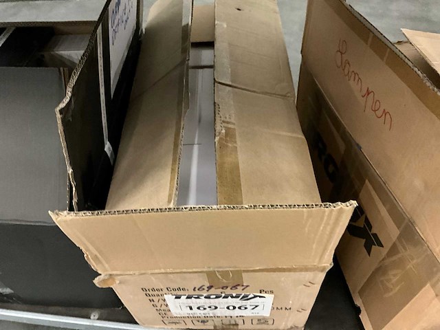 Partij verlichting - afbeelding 12 van  14