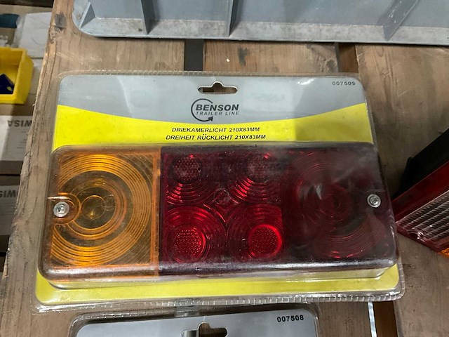 Partij verlichting - afbeelding 4 van  7