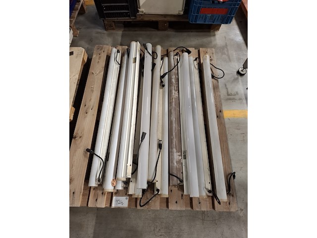 Partij verlichting - afbeelding 4 van  12