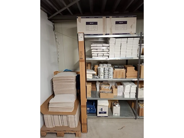 Partij verpakking, tape, kit, etc. - afbeelding 1 van  15