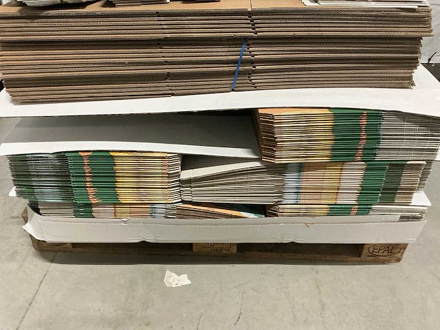 Partij verpakkings materiaal (340x) - afbeelding 4 van  6