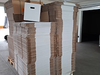 Partij verpakkingsdozen op 2x pallet - afbeelding 3 van  6