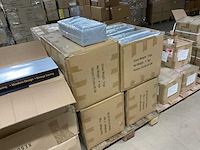 Partij verpakkingsmateriaal en displays - afbeelding 3 van  20
