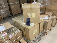 Partij verpakkingsmateriaal en displays - afbeelding 6 van  20