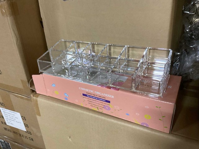 Partij verpakkingsmateriaal en displays - afbeelding 12 van  20