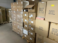 Partij verpakkingsmateriaal en displays - afbeelding 15 van  20
