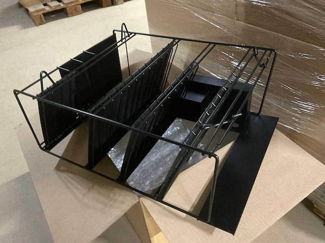 Partij verpakkingsmateriaal en displays - afbeelding 16 van  20