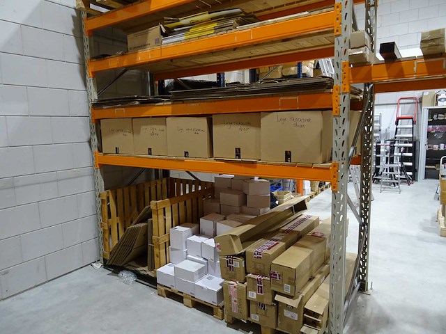 Partij verpakkingsmateriaal - afbeelding 1 van  12