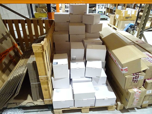 Partij verpakkingsmateriaal - afbeelding 3 van  12