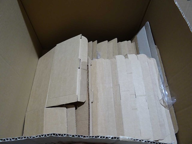 Partij verpakkingsmateriaal - afbeelding 6 van  12