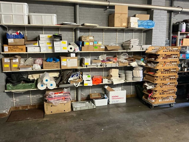 Partij verpakkingsmateriaal - afbeelding 1 van  27