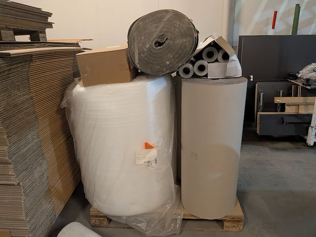 Partij verpakkingsmateriaal - afbeelding 2 van  8