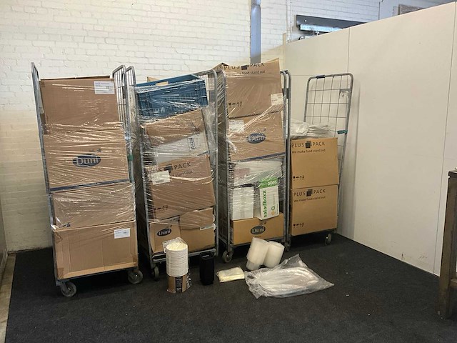 Partij verpakkingsmaterialen - afbeelding 1 van  8