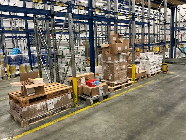 Partij verpakkingsmaterialen - afbeelding 1 van  6